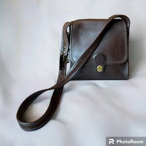 Vintage Coach Brown Leather Shelburne Flap E8C - 9038 Purse